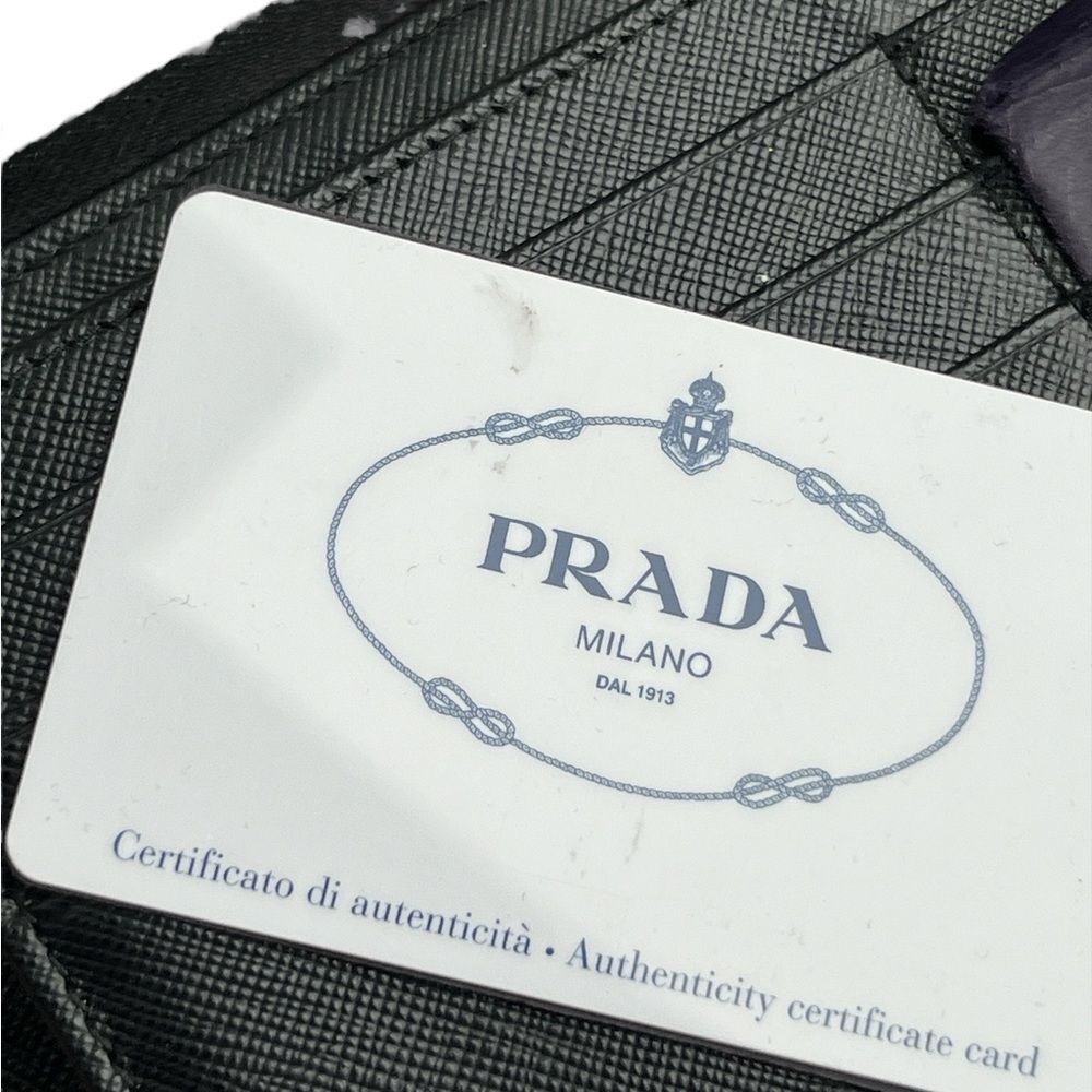 Prada Black Saffiano Leather Wallet Classic Luxury Piece - Picture 5 of 11